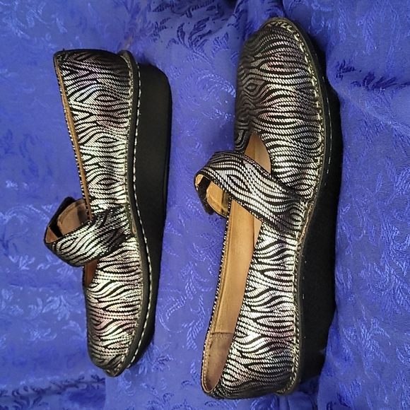 [GUC] Alegria Feliz FEL-345 Purple, Silver, Black Ric-Rac Zebra Print Mary Janes - Picture 5 of 16
